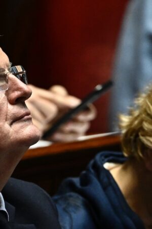 Le Premier ministre Michel Barnier lors d'une séance de questions au gouvernement à l'Assemblée nationale, le 3 décembre 2024 à Paris