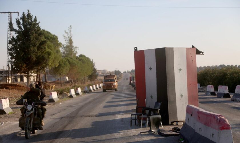 En Syrie, les rebelles entrent dans Hama, l’armée reconnaît avoir perdu cette ville stratégique