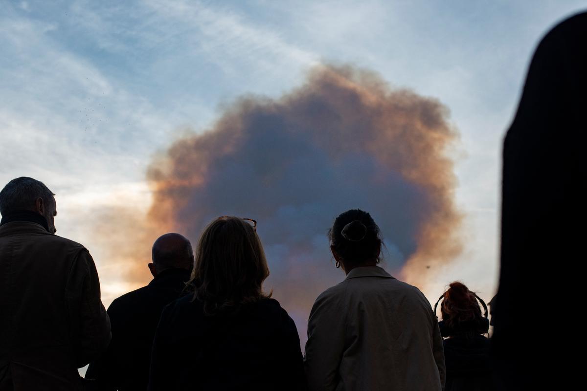 « Emotion patrimoniale » : pourquoi l’incendie de Notre-Dame a-t-il touché autant de monde