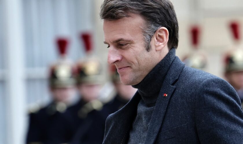 Le président Emmanuel Macron le 9 décembre 2024 à Paris