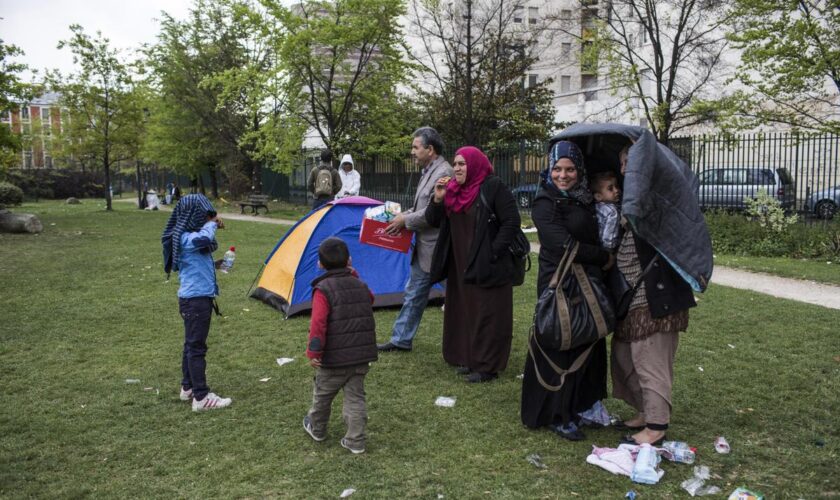 Plusieurs pays européens suspendent déjà l’examen des demandes d’asile syriennes