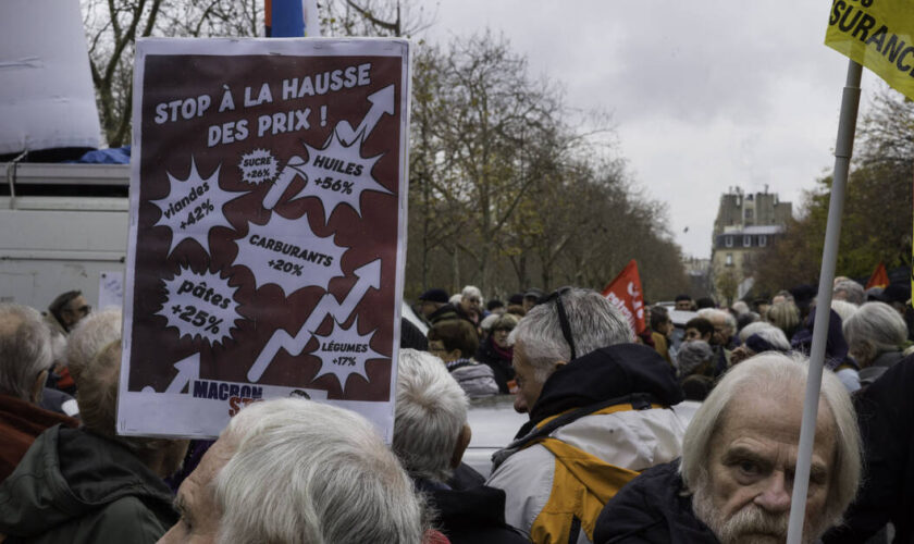 Retraites : les pensions de base augmenteront de 2,2 % au mois de janvier