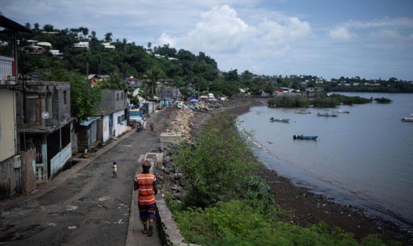 Mayotte : face au cyclone Chido, l’alerte orange déclenchée à partir de vendredi, les écoles fermées