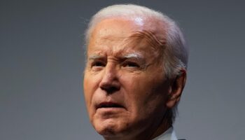 Guerre en Ukraine : avant de laisser sa place à Donald Trump, Biden accorde une nouvelle aide militaire à Kiev