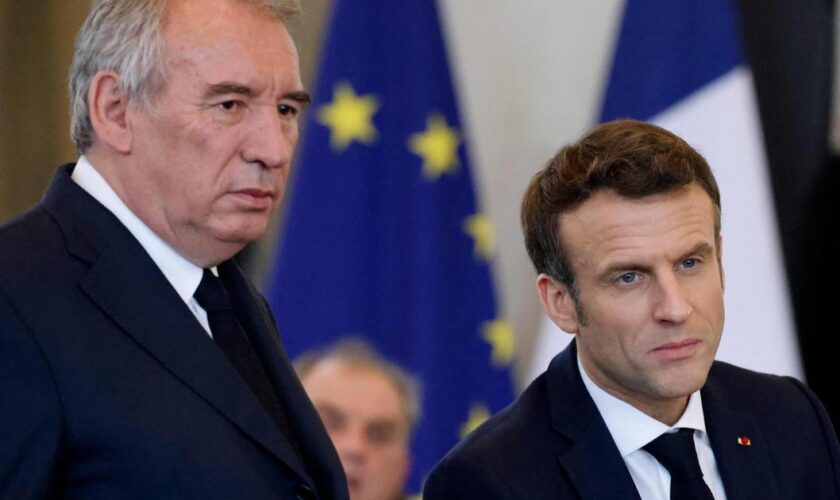 François Bayrou, qui “ne séduit ni d’un côté ni de l’autre”, nommé Premier ministre