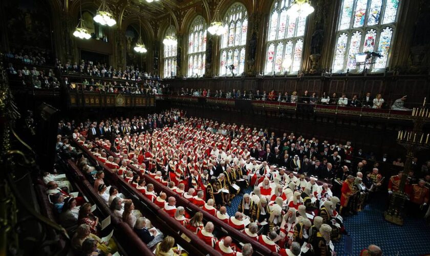 Au Royaume-Uni, la noblesse sur le point de perdre ses sièges héréditaires à la Chambre des Lords