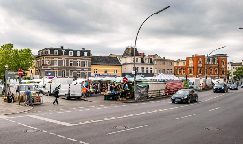 Berlin: Mutmaßliche Rechtsextreme greifen SPD-Mitglieder an