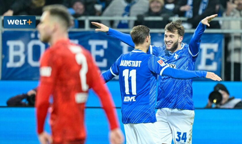 Darmstadt feiert Kantersieg gegen Kaiserslautern