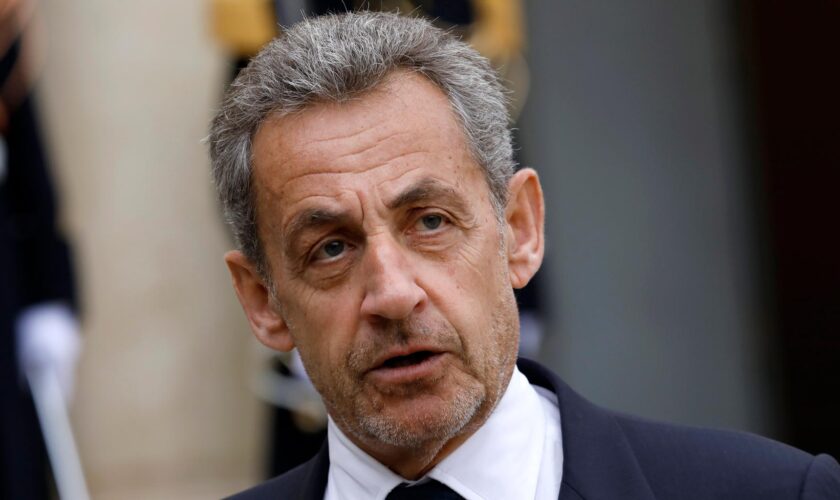 Nicolas Sarkozy déplore un « spectacle affligeant » après la nomination de François Bayrou à Matignon