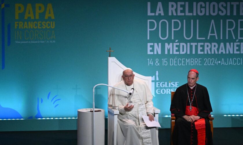 Visite du pape François en Corse : un message très politique pour son premier discours