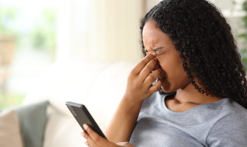 On sait enfin si les ondes des téléphones donnent le cancer : la réponse change la donne