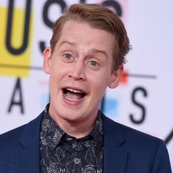 Macaulay Culkin révèle avoir failli racheter la maison de « Maman j’ai raté l’avion » quand elle était en vente