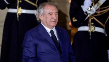 Le nouveau Premier ministre François Bayrou à Matignon le 13 décembre 2024