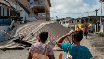 EN DIRECT - Cyclone Chido à Mayotte : l’hôpital est «très endommagé» et les centres médicaux sont «inopérants»