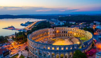 On dirait Rome mais c'est bien moins cher... Et il y a la mer en plus !