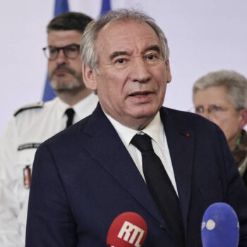 Cumul des mandats : François Bayrou «pense qu’il faut que ce débat soit repris»