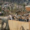 Un bâtiment détruit après le passage du cyclone Chido à Mayotte, dans la capitale Mamoudzou, le 14 décembre 2024