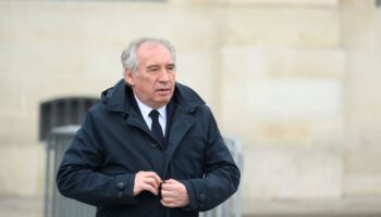 Un député nous explique pourquoi il est favorable au cumul des mandats, com…