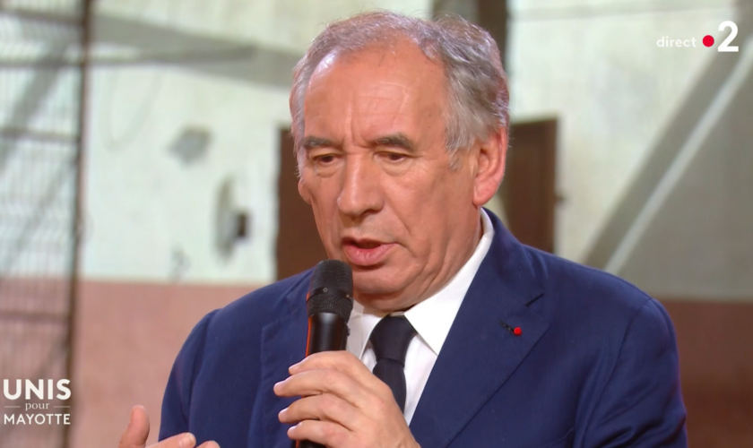 Mayotte : François Bayrou veut que les dons pour l’île ravagée par l’ouragan Chido soient défiscalisés