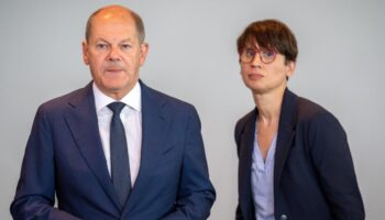 Die Mails, die Olaf Scholz verschwieg