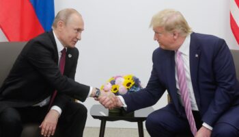 Vladimir Poutine et Donald Trump réunis pour un tête à tête ? Le président russe est prêt « à tout moment »