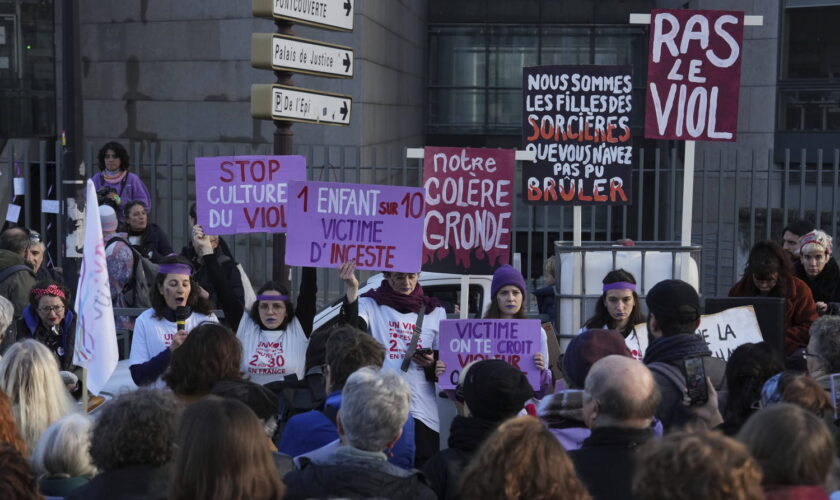 "Hystériques", "mal-embouchées" : au procès de Mazan, l'avocat d'un condamné se moque des féministes