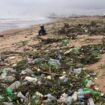 En Afrique du Sud, la “puanteur des égouts” s’invite sur les plages de Durban (et ailleurs)