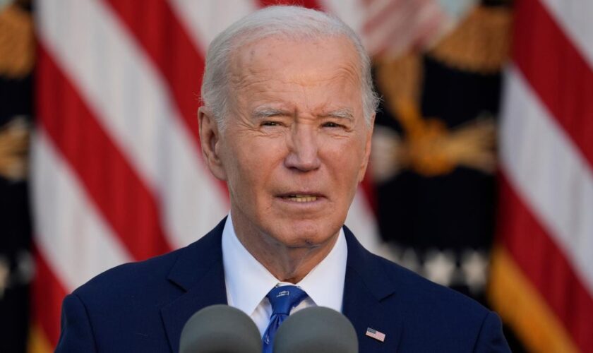 Biden unterzeichnet Übergangshaushalt und wendet Shutdown ab