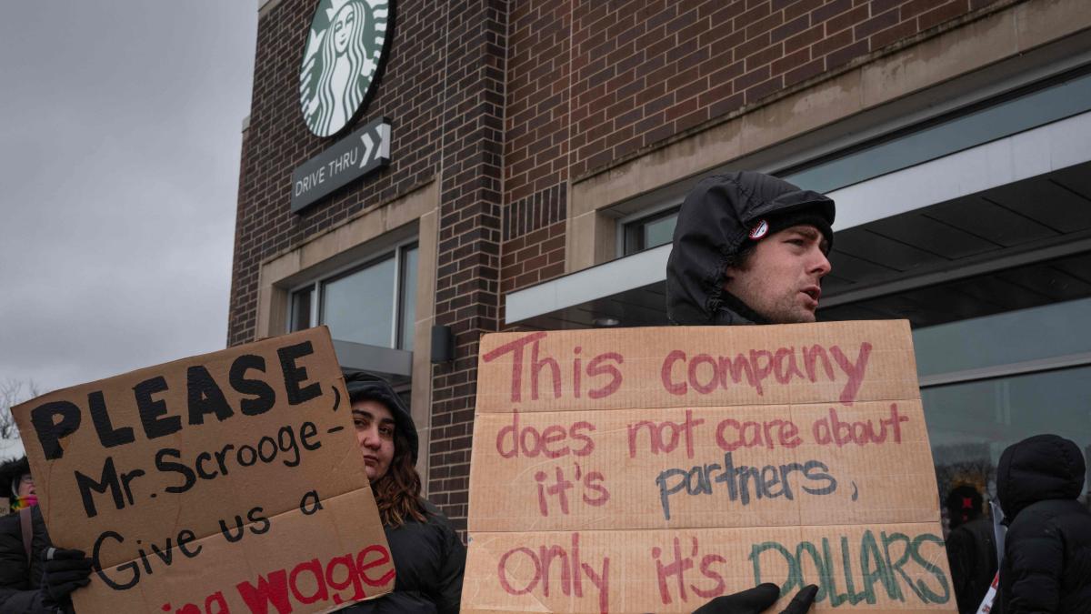 Bei Starbucks und bei Amazon – eine wachsende Streikwelle in den USA trifft Manager und Kunden