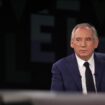 Le Premier ministre François Bayrou sur le plateau de l'émission "L'Evénement" sur France 2 le 19 décembre 2024 à Paris