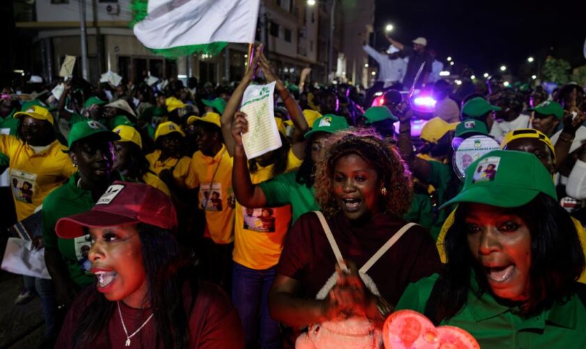 Au Sénégal, les pressions “contre les voix discordantes” inquiètent