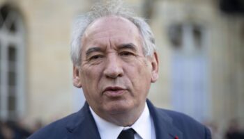 François Bayrou dans le Pas-de-Calais pour les 50 ans de la catastrophe minière de Liévin