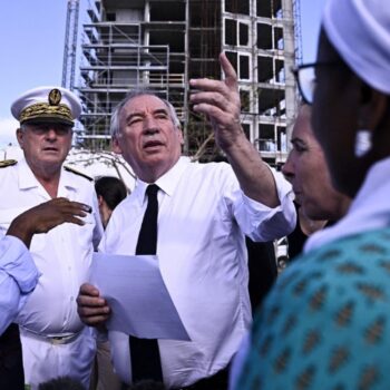 Bayrou à Mayotte : le plan dense du gouvernement, entre recensement, sécurité et reconstruction