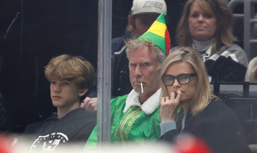 Will Ferrell stuns NHL fans with disheveled Buddy the Elf costume at LA Kings game