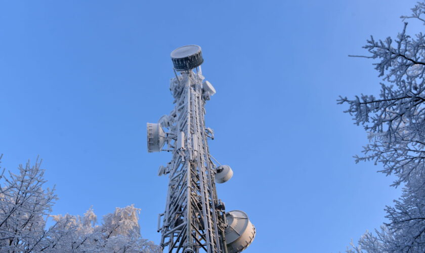 Rhône : 800 000 personnes privées de télévision après un incendie criminel