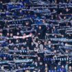 Trotz seiner treuen Fans steht der SV Waldhof Mannheim in der 3. Liga nur knapp über der Abstiegszone. Foto: Uwe Anspach/dpa