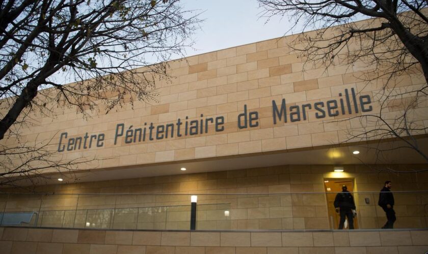 À Marseille, deux malfaiteurs armés interpellés près de la prison des Baumettes