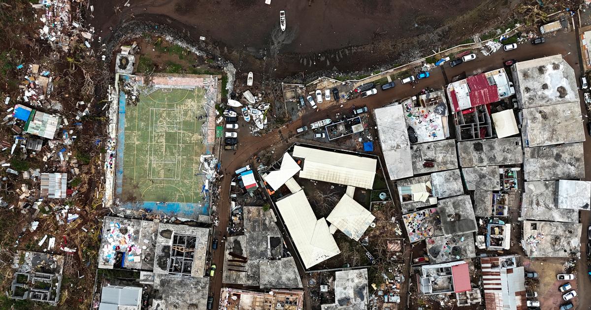 À Mayotte, l’impossible rentrée scolaire après le cyclone Chido