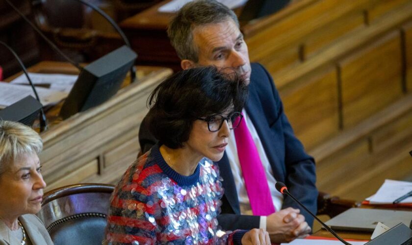 À Paris, la droite dégaine un contre-budget face à la «course folle» d’Anne Hidalgo