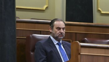 Ábalos acepta finalmente declarar de forma voluntaria el próximo jueves tras rechazar el Supremo aplazar la cita como pidió el ex ministro