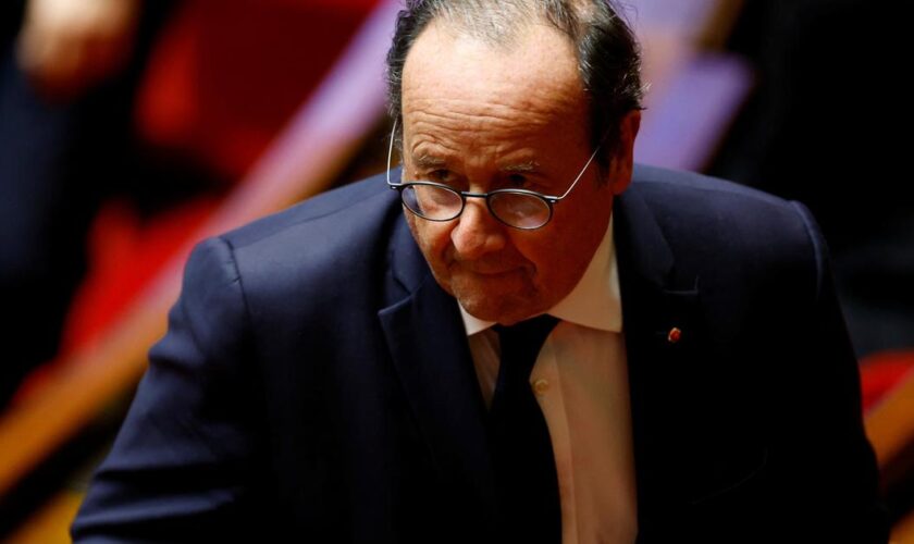 Assemblée : François Hollande «ne regrette pas» d’avoir voté la censure, estimant qu’elle a «clarifié la situation politique»