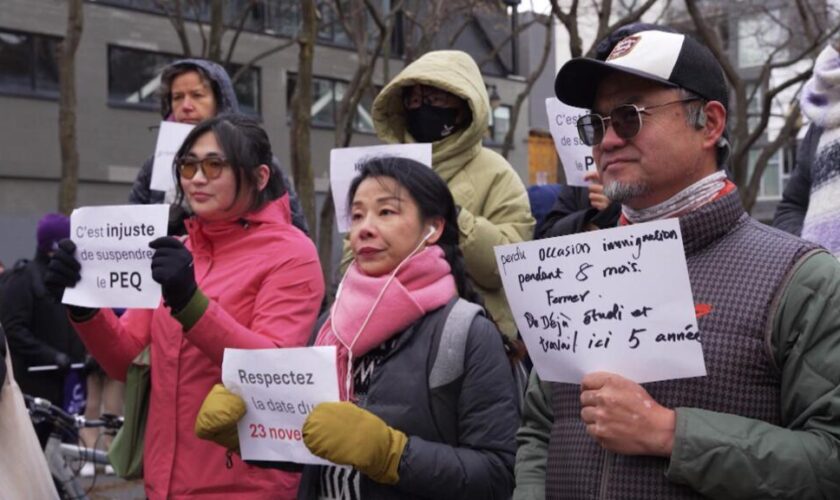 Au Québec, les expatriés s'inquiètent du gel de l'immigration