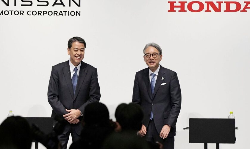 Nissan und Honda erwägen einem Medienbericht zufolge eine Fusion. (Archivbild) Foto: Uncredited/Kyodo News/AP/dpa