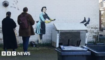 Banksy that appeared in Margate returns to town