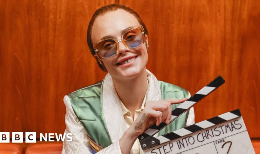 Cara Delevingne plays Elton John in music video