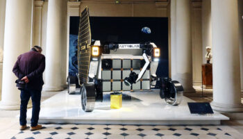 « C’est un privilège » : au château de  Compiègne, venez voir le Rover qui ira sur la Lune en 2026