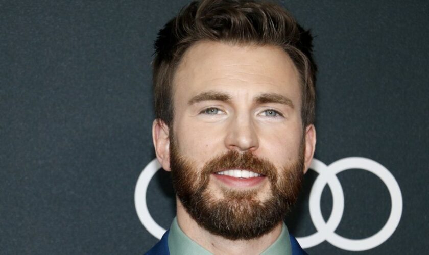 Chris Evans kann sich nicht von Marvel trennen.