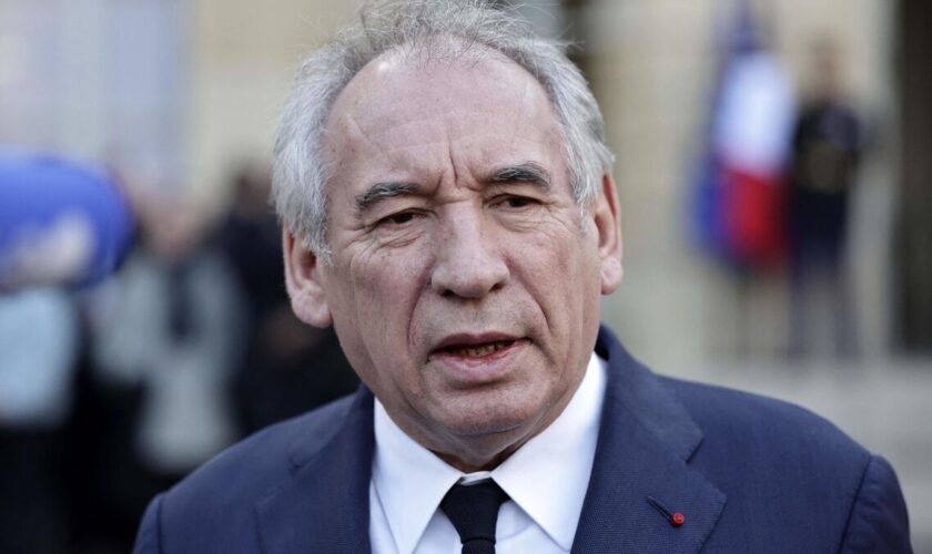 Cyclone Chido : arrivé sur place, François Bayrou annonce un plan « Mayotte debout »