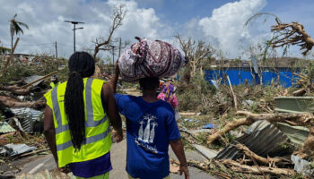 DIRECT. Cyclone Chido : «Il faudra des jours et des jours pour avoir un bilan humain», déclare Bruno Retailleau de Mayotte