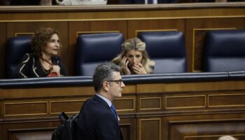 Derrota del Gobierno en el Congreso: Junts y PNV se unen a PP y Vox y tumban por 183 votos el impuesto a las energéticas